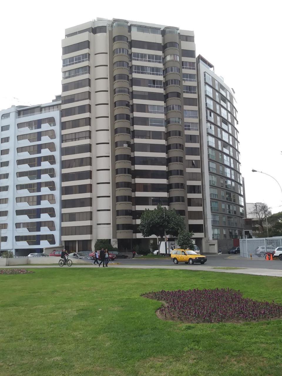 Oceanfront Miraflores Larcomar next to Marriott Lima Exterior foto