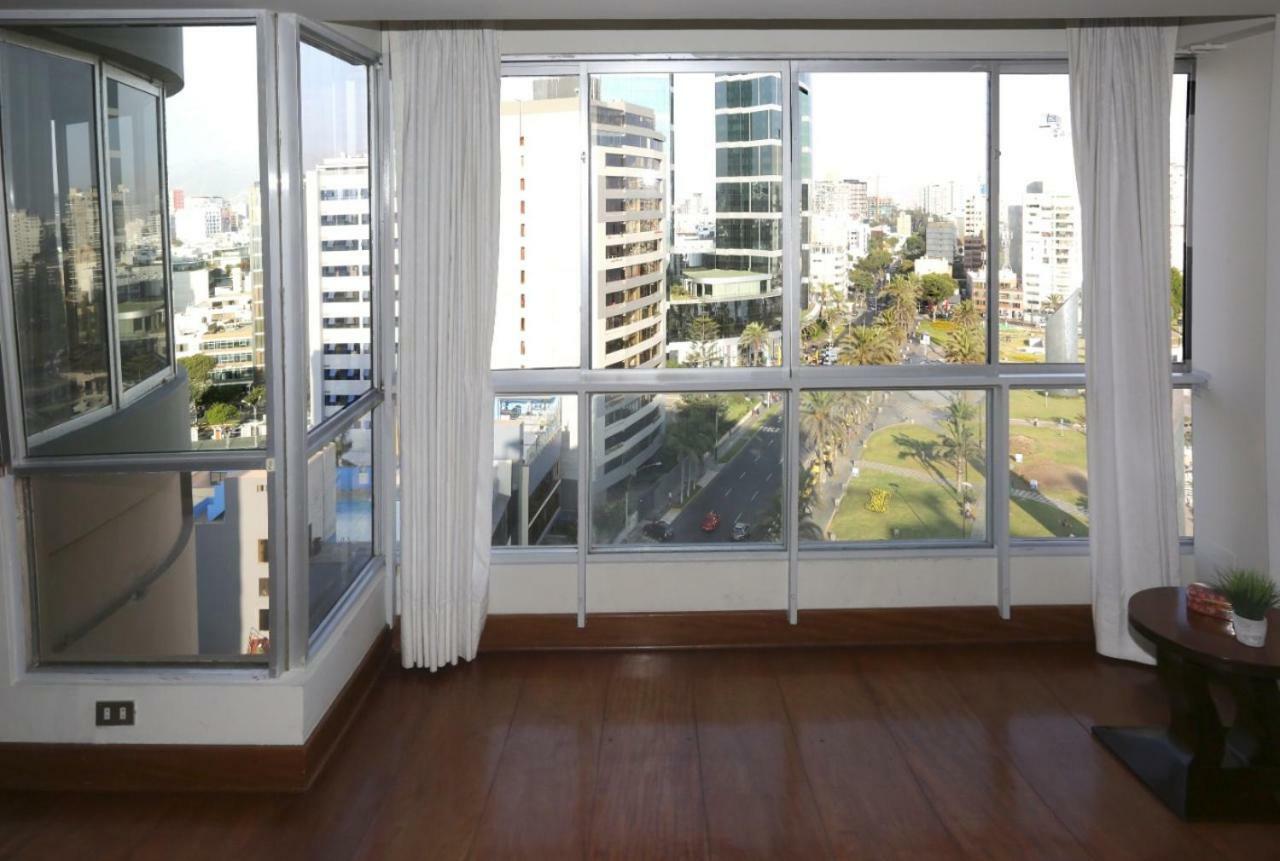 Oceanfront Miraflores Larcomar next to Marriott Lima Exterior foto